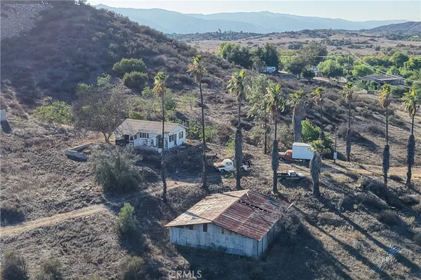 $1,800,000 | 17751 Lake Mathews Drive, Perris, CA 92570