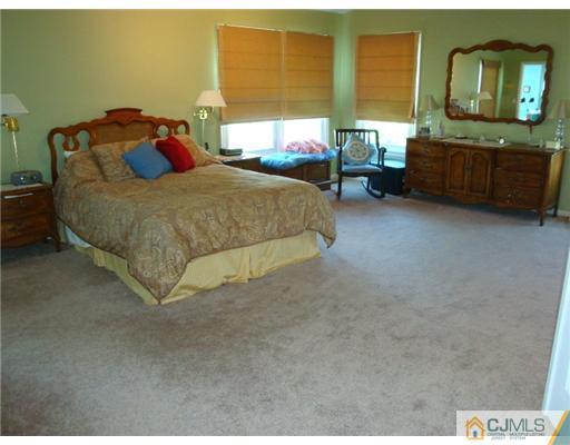 4 Petty Road Cranbury, NJ 08512 - Photo 12 of 15 Gallery Image 12