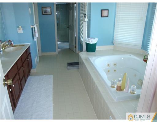 4 Petty Road Cranbury, NJ 08512 - Photo 13 of 15 Gallery Image 13