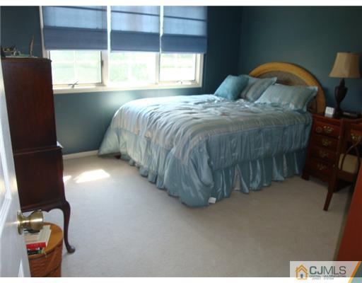 4 Petty Road Cranbury, NJ 08512 - Photo 15 of 15 Gallery Image 15