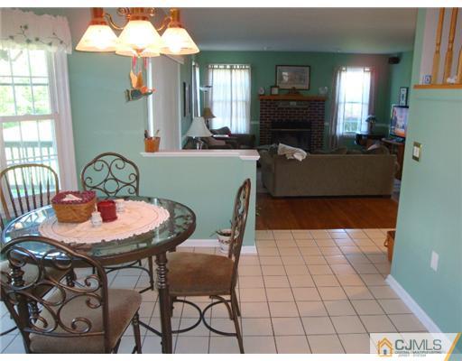 4 Petty Road Cranbury, NJ 08512 - Photo 7 of 15 Gallery Image 7