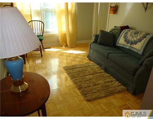 4 Petty Road Cranbury, NJ 08512 - Photo 9 of 15 Gallery Image 9