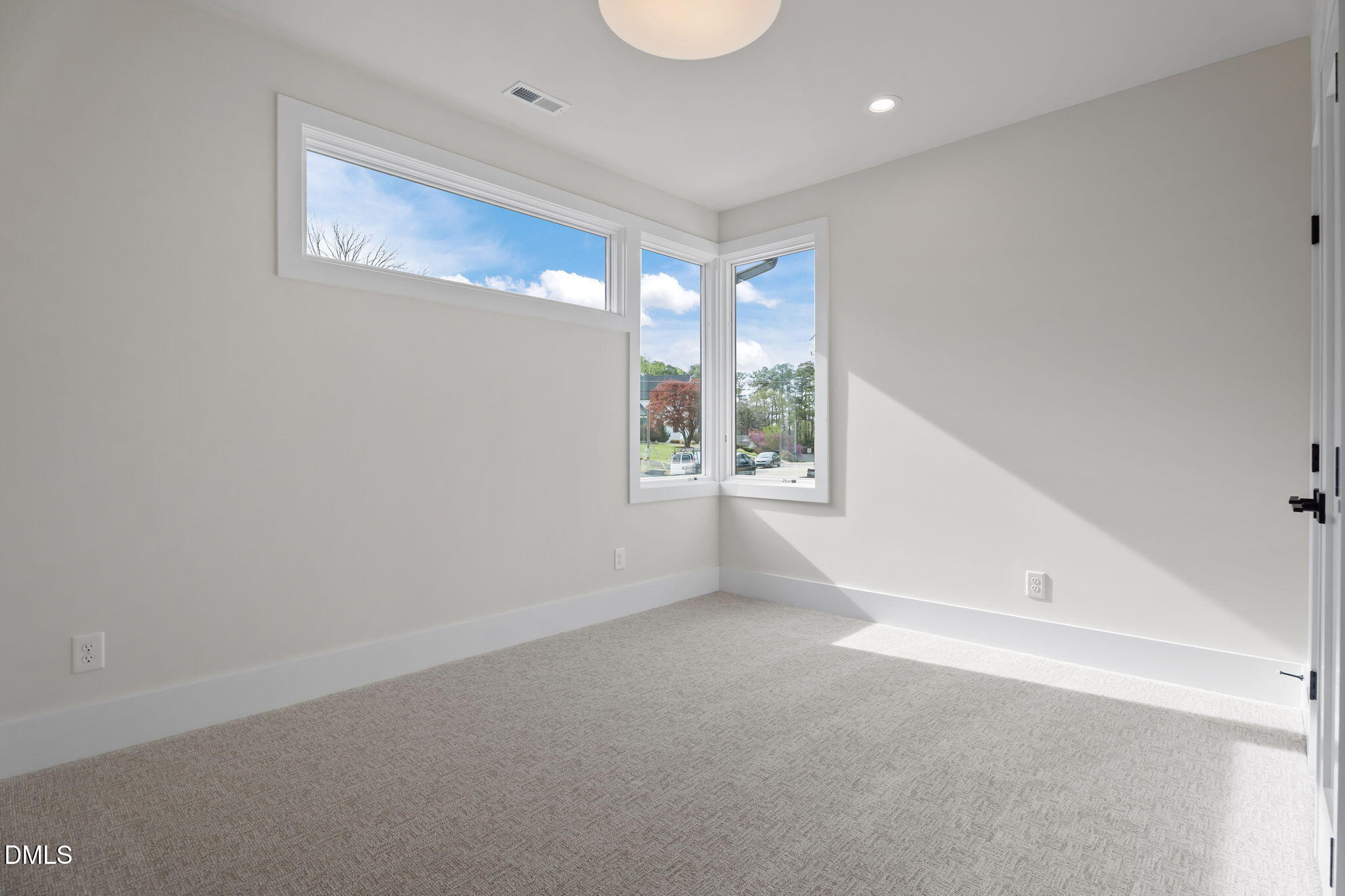 4119 Rockingham Drive Raleigh, NC 27609 - Photo 43 of 73 37-web-or-mls-DSC09331