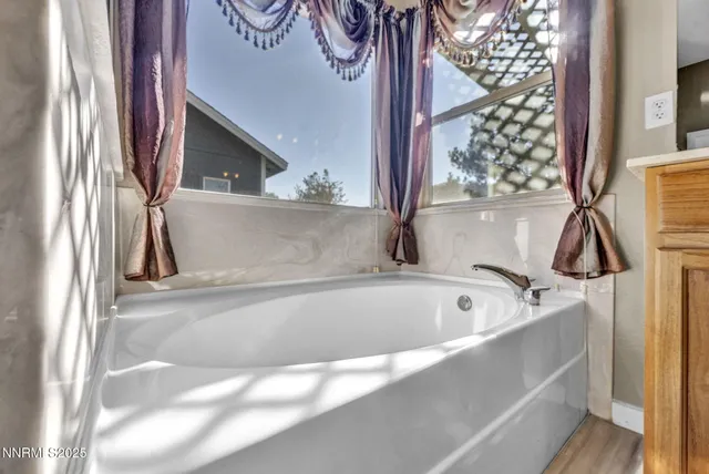 $499,999 | 1031 Village Knoll Drive, Sparks, NV 89436