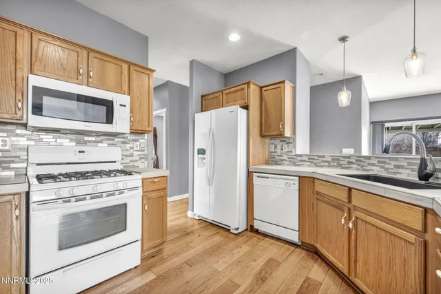 $499,999 | 1031 Village Knoll Drive, Sparks, NV 89436