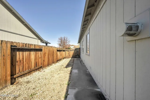 $499,999 | 1031 Village Knoll Drive, Sparks, NV 89436