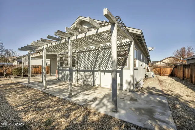 $499,999 | 1031 Village Knoll Drive, Sparks, NV 89436