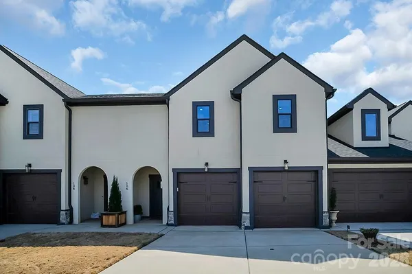 $450,000 | 106 Shields Drive, Lincolnton, NC 28092