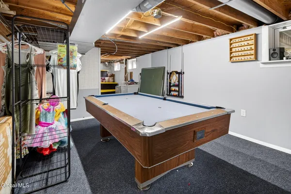 $479,000 | 4 Albert Court, Colonie, NY 12110