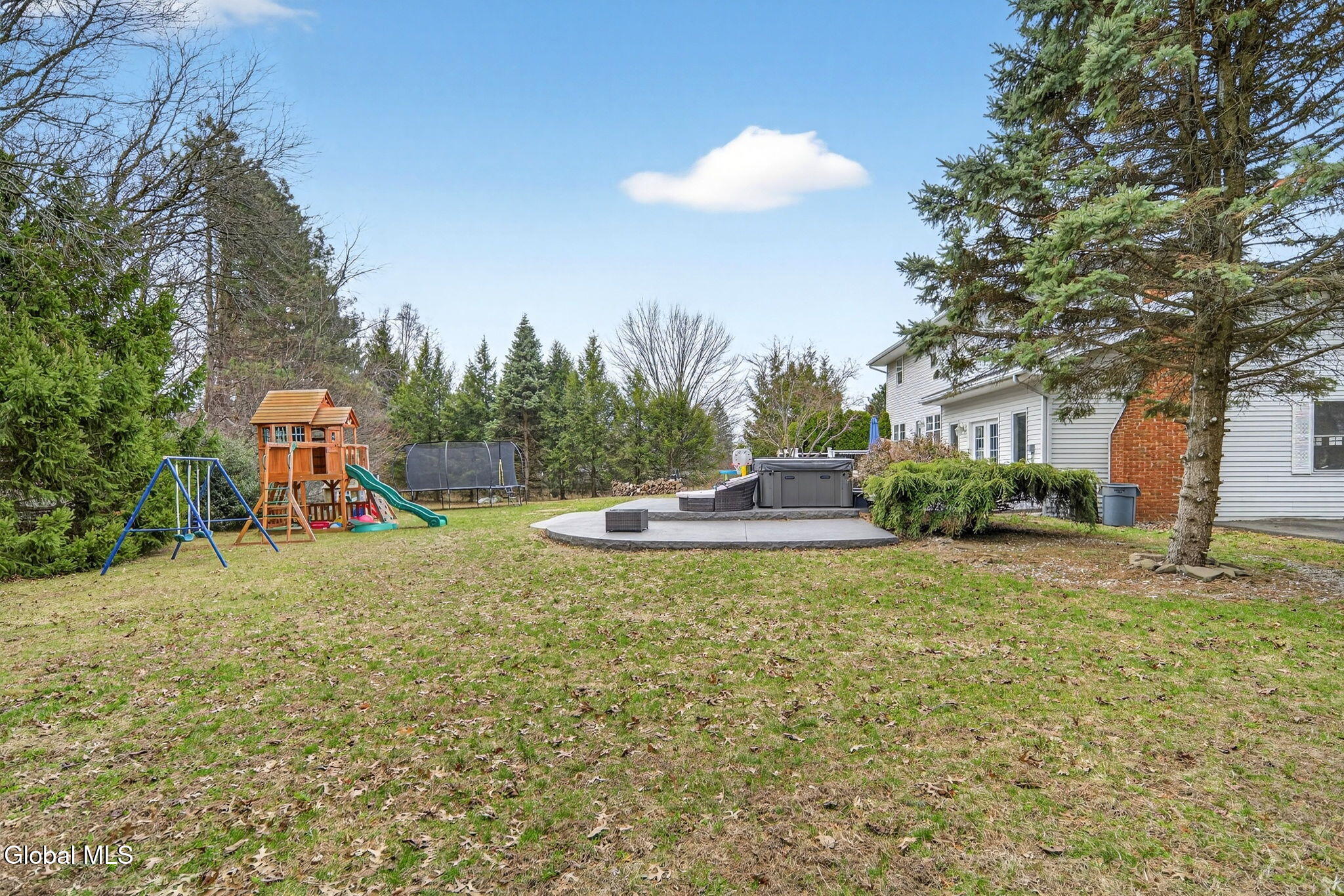 4 Albert Court Colonie, NY 12110 - Photo 25 of 35 Exterior 05
