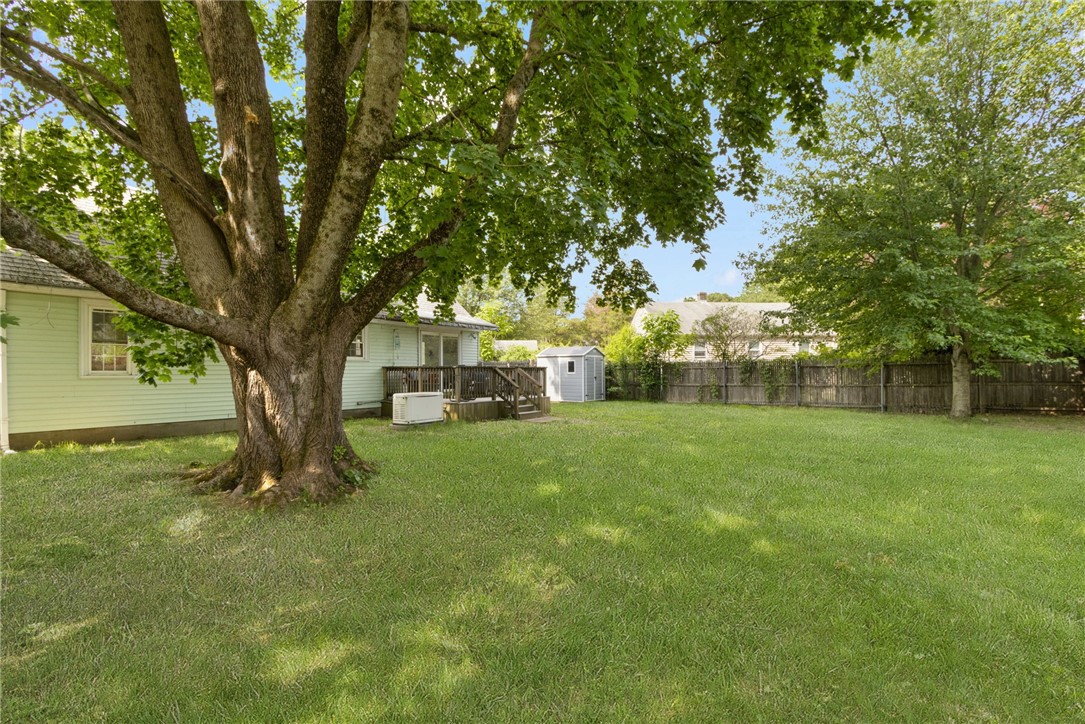 100 Penguin Avenue Warwick, RI 02818 - Photo 39 of 42
