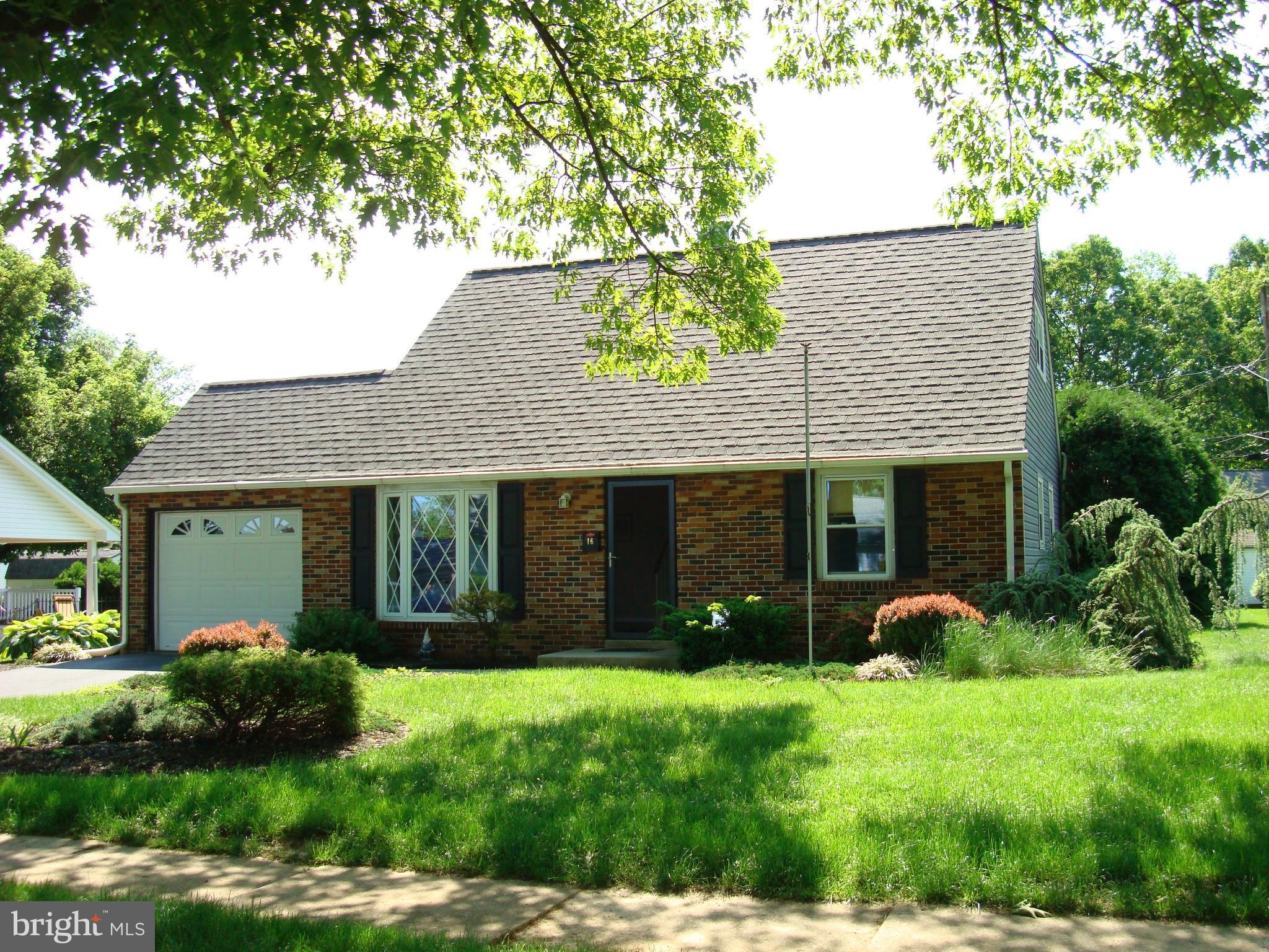 16 Cedarwood Road Reading, PA 19610 - Photo 1 of 13 Gallery Image 1