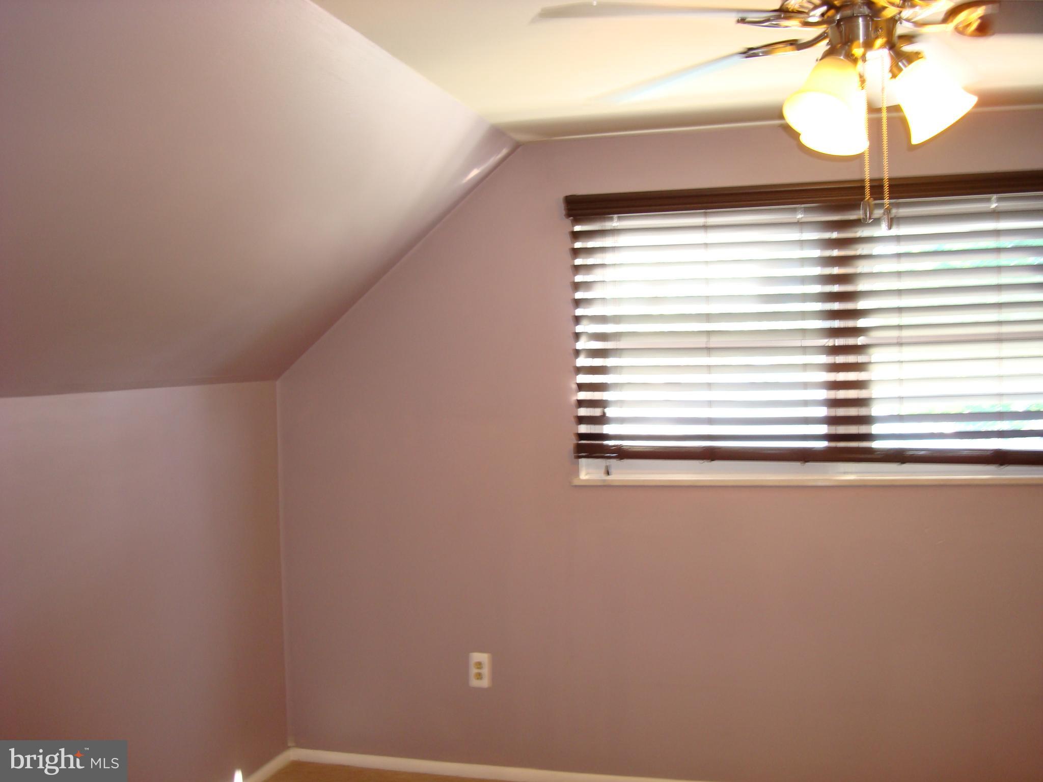 16 Cedarwood Road Reading, PA 19610 - Photo 12 of 13 Gallery Image 12