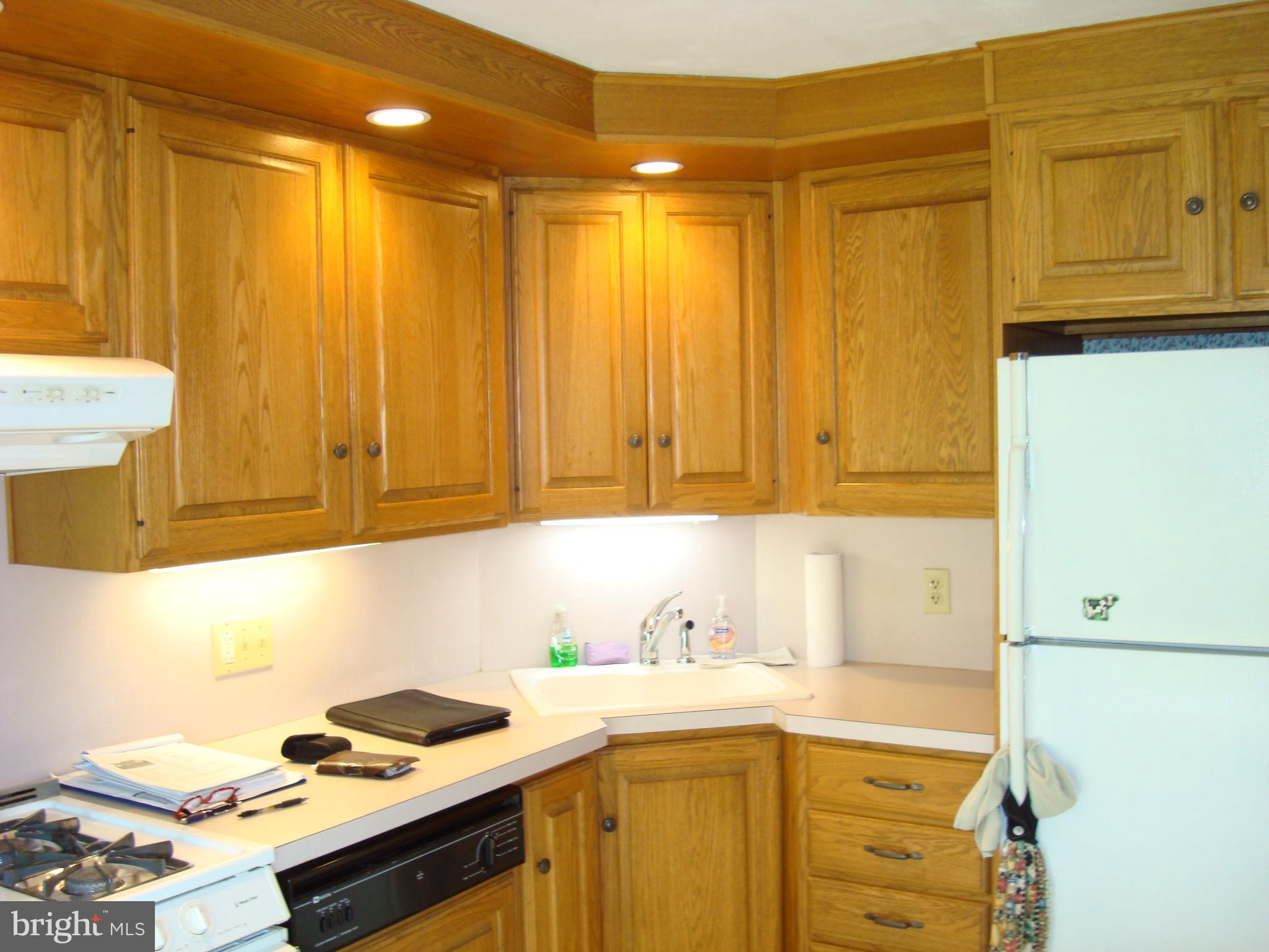 16 Cedarwood Road Reading, PA 19610 - Photo 7 of 13 Gallery Image 7