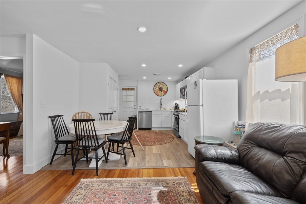 23 Main Street, Unit 2 Topsfield, MA 01983 - Photo 11 of 31