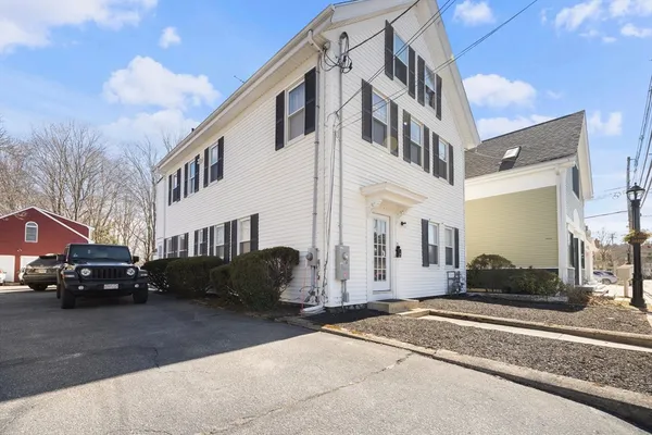 $450,000 | 23 Main Street, Unit 2, Topsfield, MA 01983