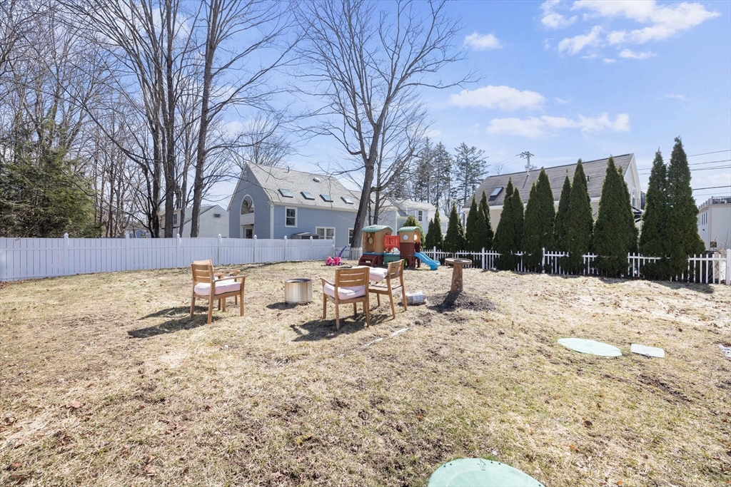 23 Main Street, Unit 2 Topsfield, MA 01983 - Photo 25 of 31