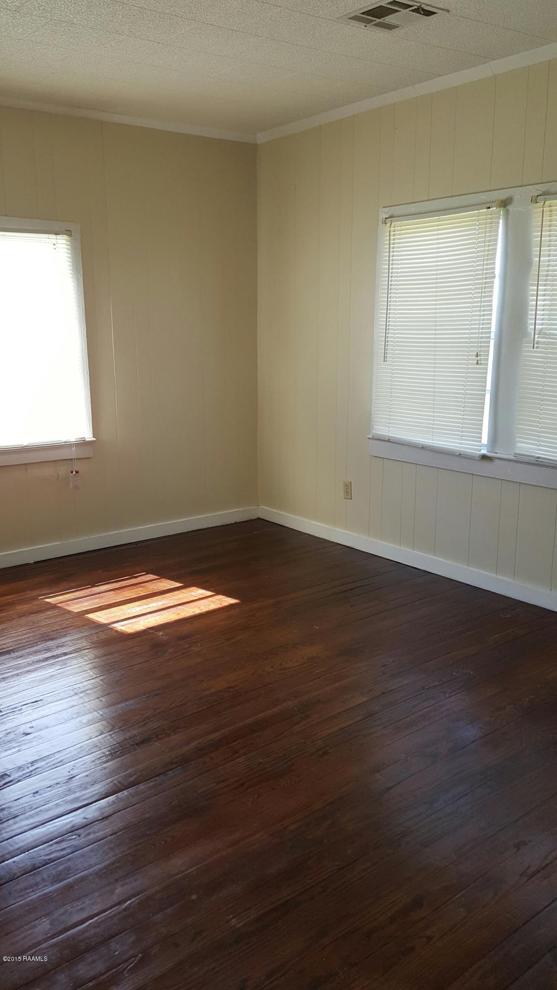 121 Venus Road Opelousas, LA 70570 - Photo 11 of 16 20151015_125318_resized