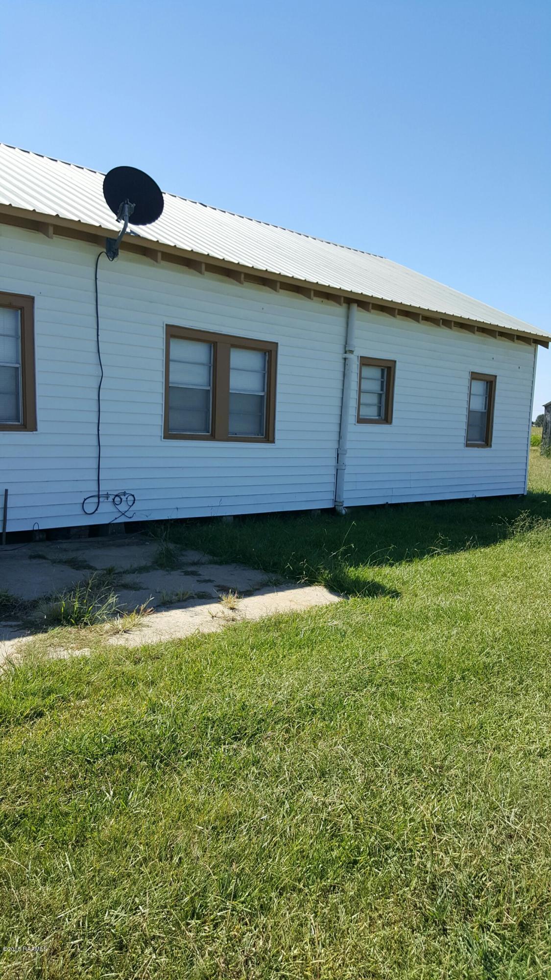 121 Venus Road Opelousas, LA 70570 - Photo 15 of 16 20151015_125549_resized