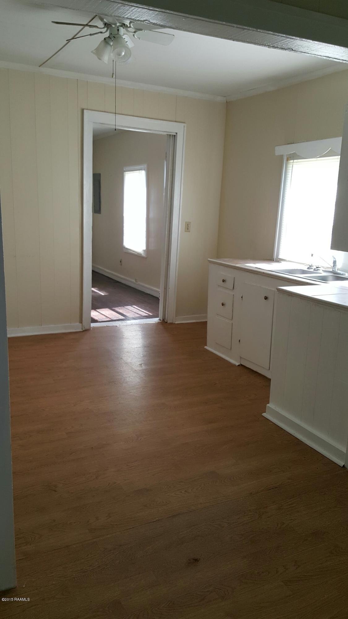 121 Venus Road Opelousas, LA 70570 - Photo 5 of 16 20151015_125335_resized