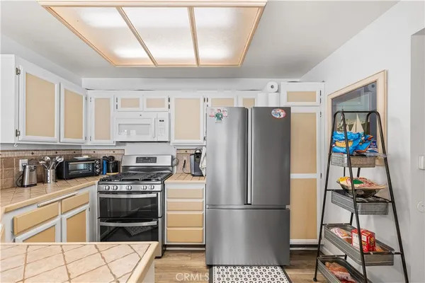 $345,000 | 37940 42nd Street East, Unit 115, Palmdale, CA 93552