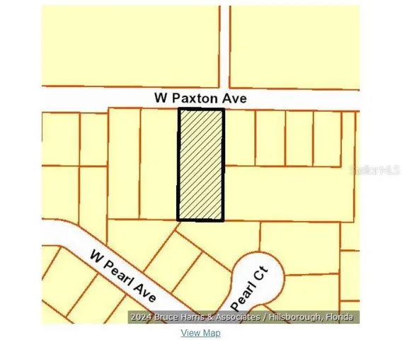 a picture of a park bench