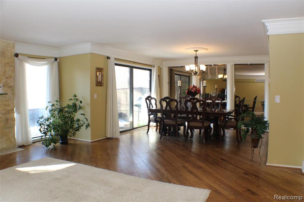 30825 Timberbrook Lane Bingham Farms, MI 48025 - Photo 7 of 24