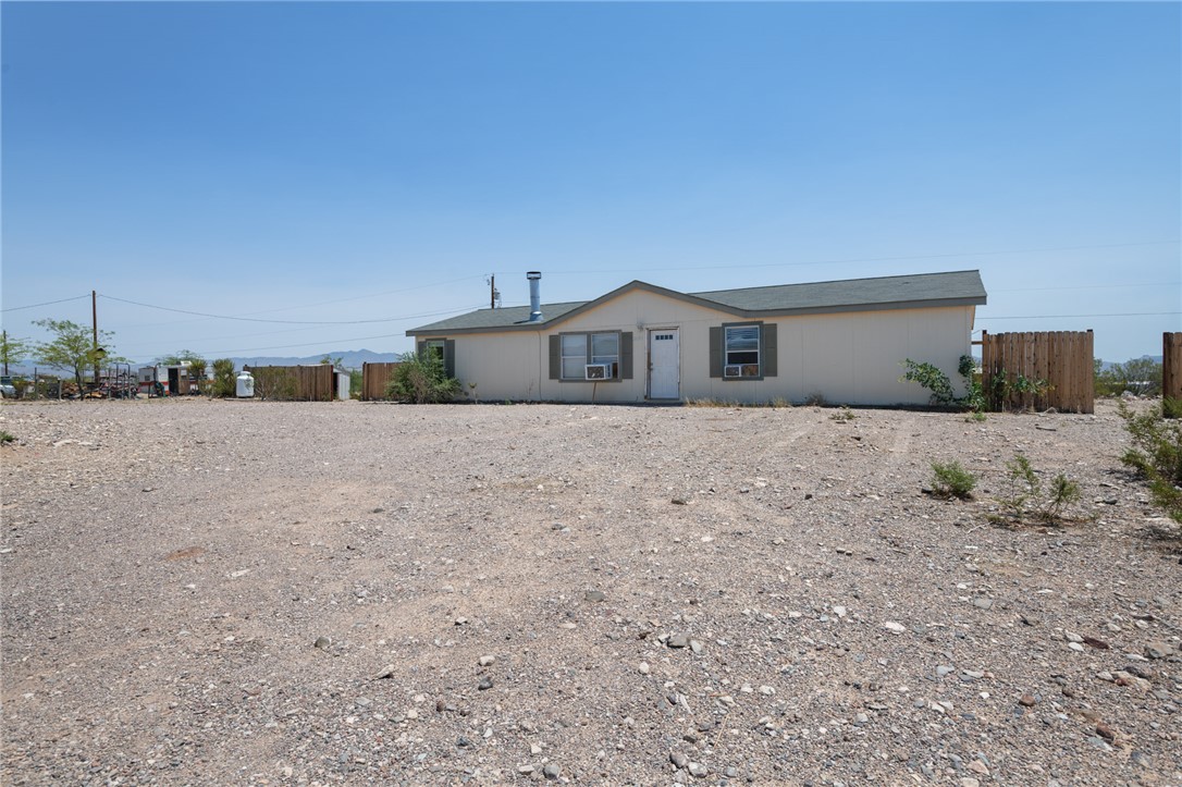 3692 North Egar Road Golden Valley, AZ 86413 - Photo 20 of 27 Front of Structure