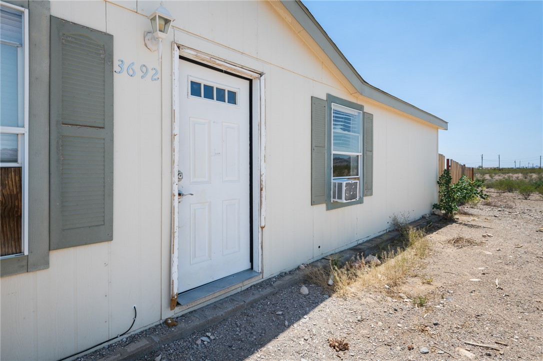 3692 North Egar Road Golden Valley, AZ 86413 - Photo 22 of 27 Entry