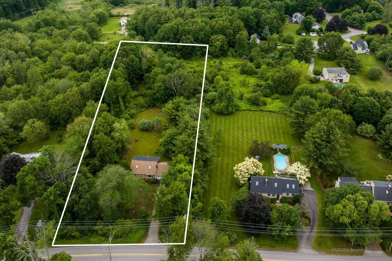 143 Stratham Heights Road Stratham, NH 03885 - Photo 4 of 40