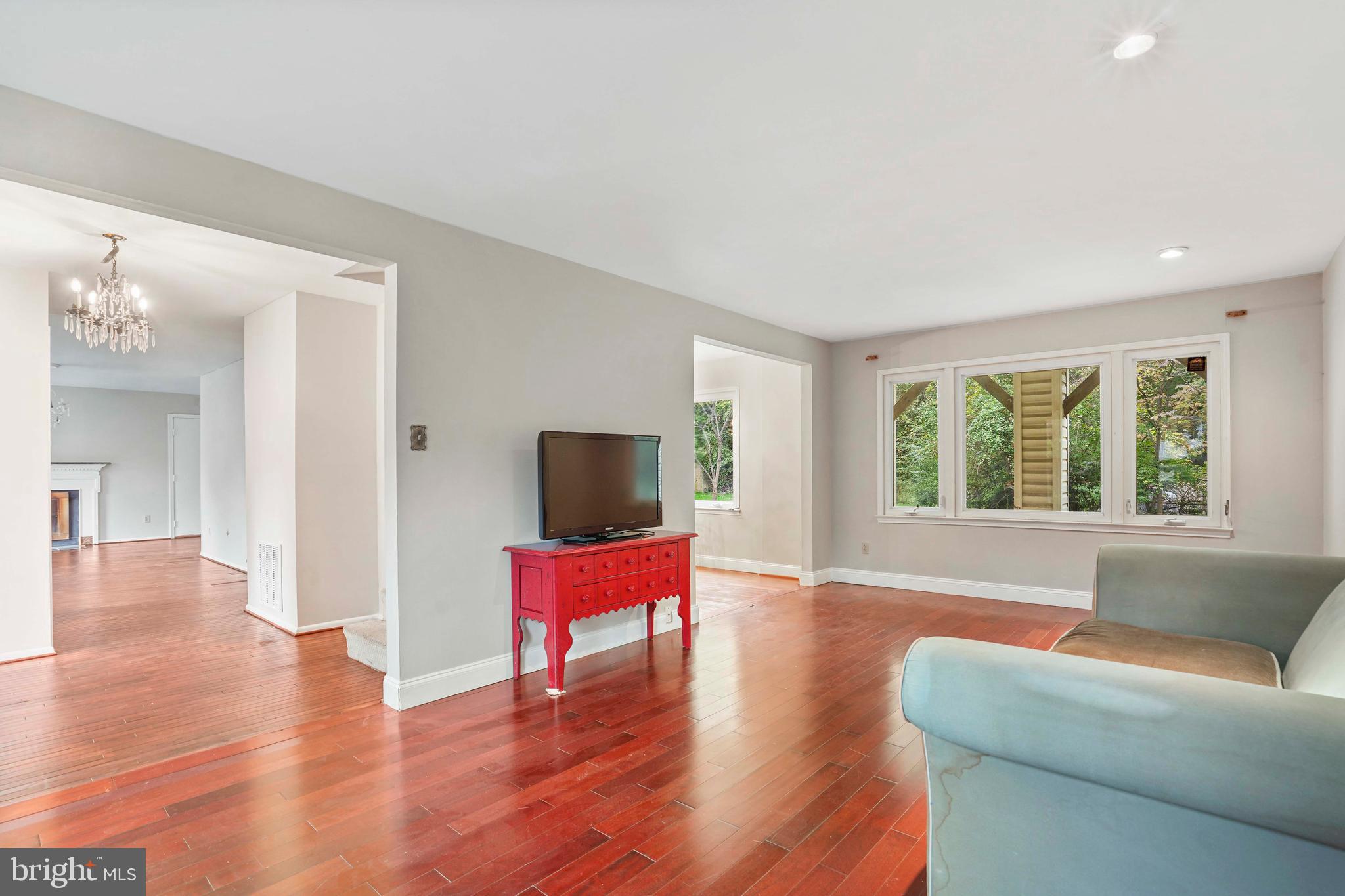 12303 Coleraine Court Reston, VA 20191 - Photo 22 of 48 Gallery Image 22