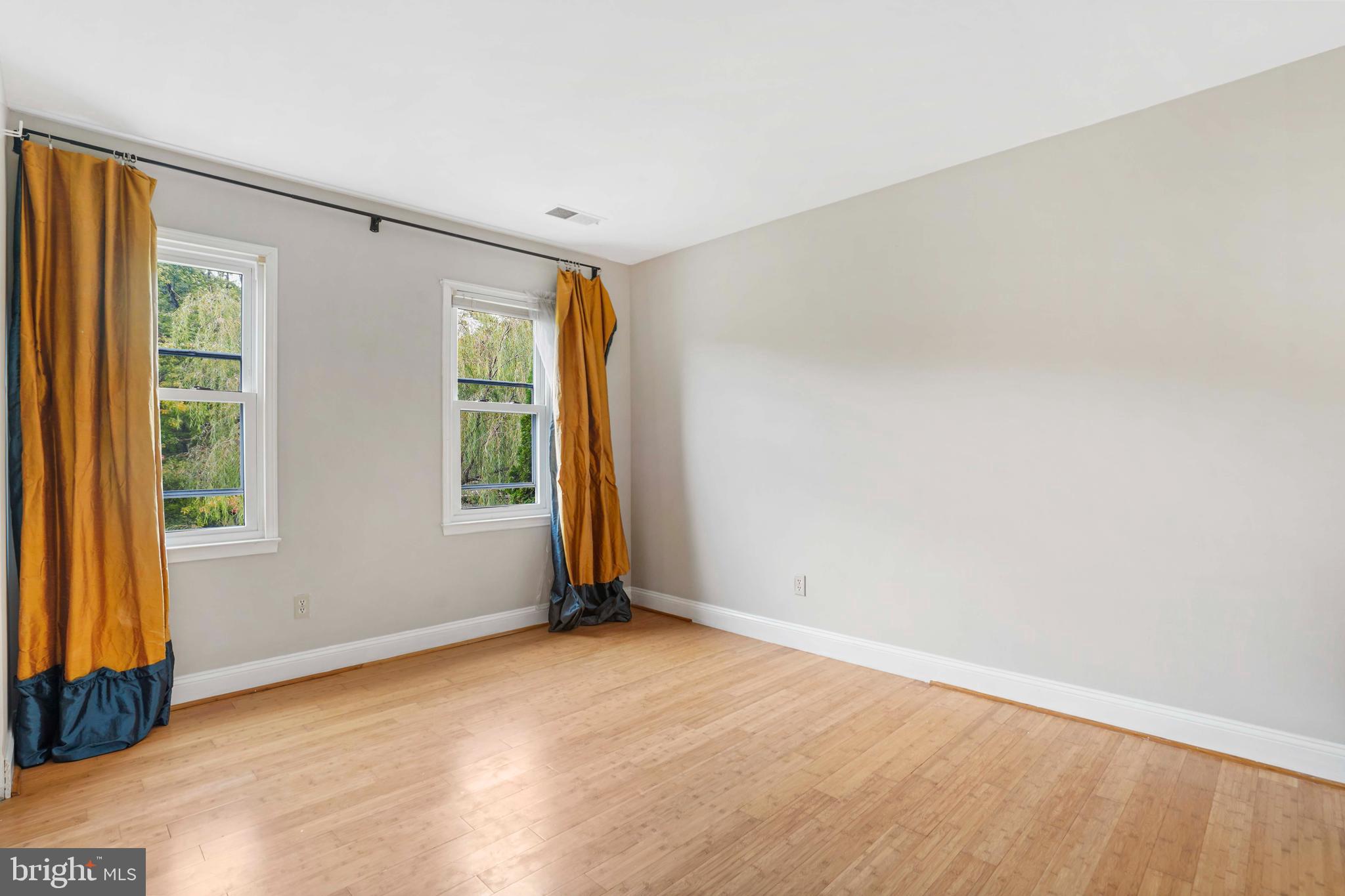 12303 Coleraine Court Reston, VA 20191 - Photo 30 of 48 Gallery Image 30