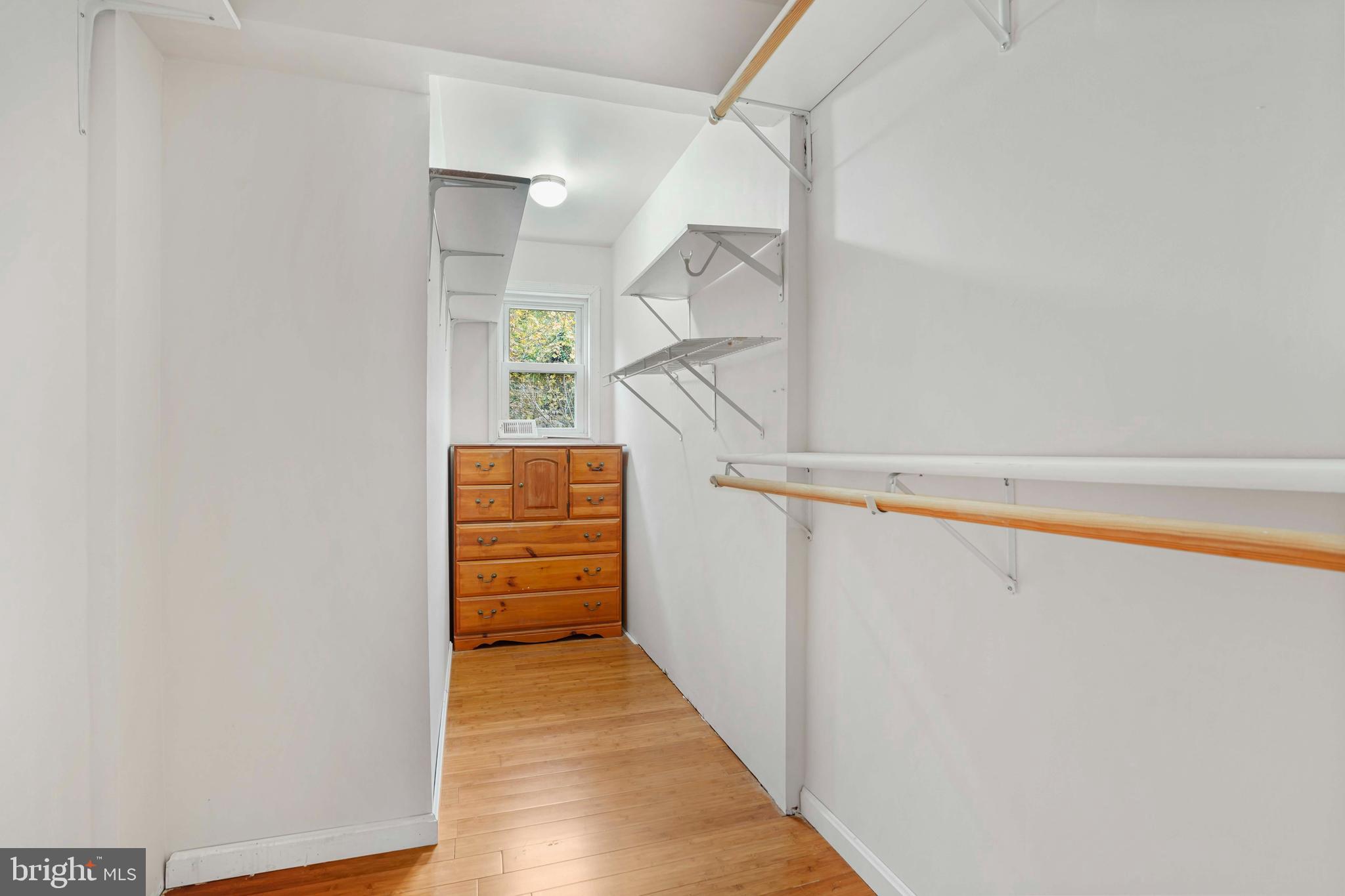 12303 Coleraine Court Reston, VA 20191 - Photo 39 of 48 Gallery Image 39