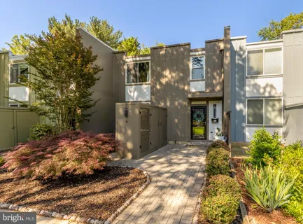 $675,000 | 11170 Forest Edge Drive, Reston, VA 20190