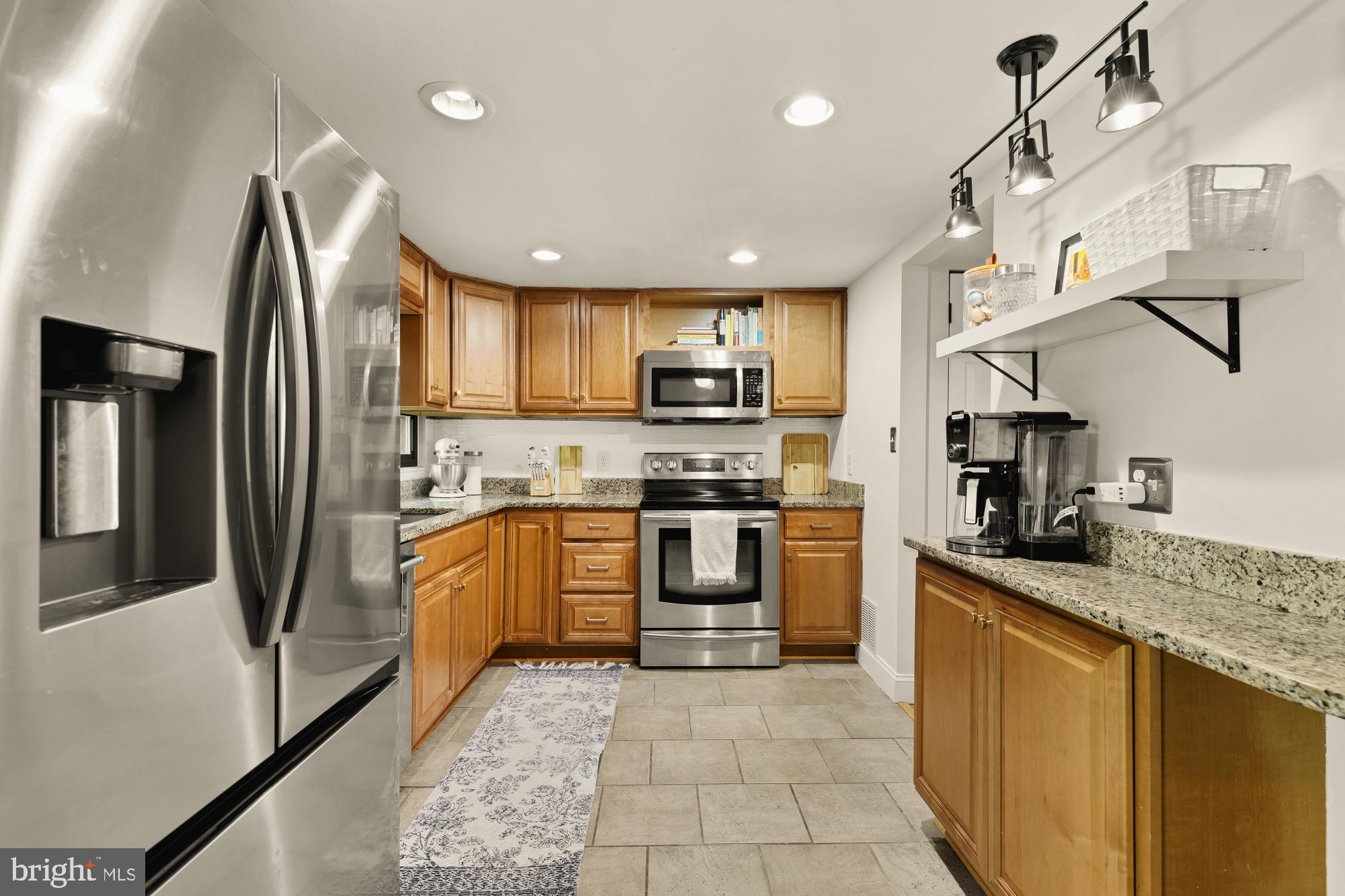 11170 Forest Edge Drive Reston, VA 20190 - Photo 10 of 35