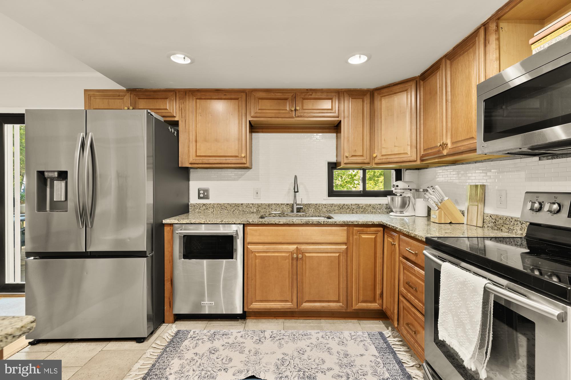 11170 Forest Edge Drive Reston, VA 20190 - Photo 11 of 35