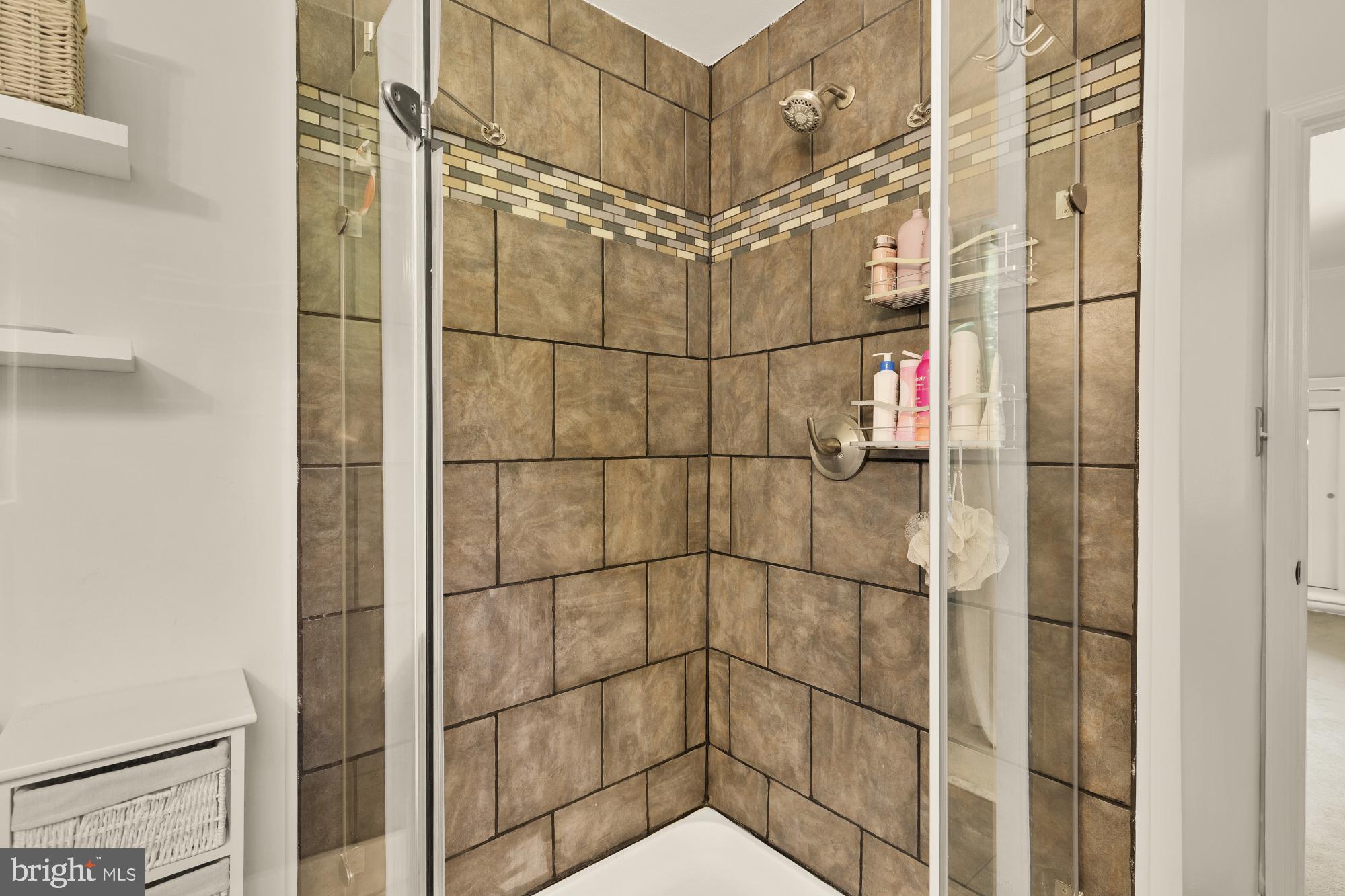 11170 Forest Edge Drive Reston, VA 20190 - Photo 18 of 35