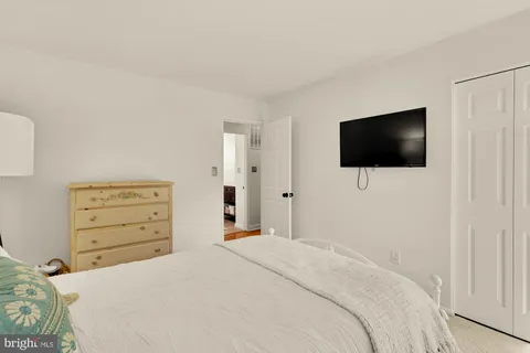 $675,000 | 11170 Forest Edge Drive, Reston, VA 20190