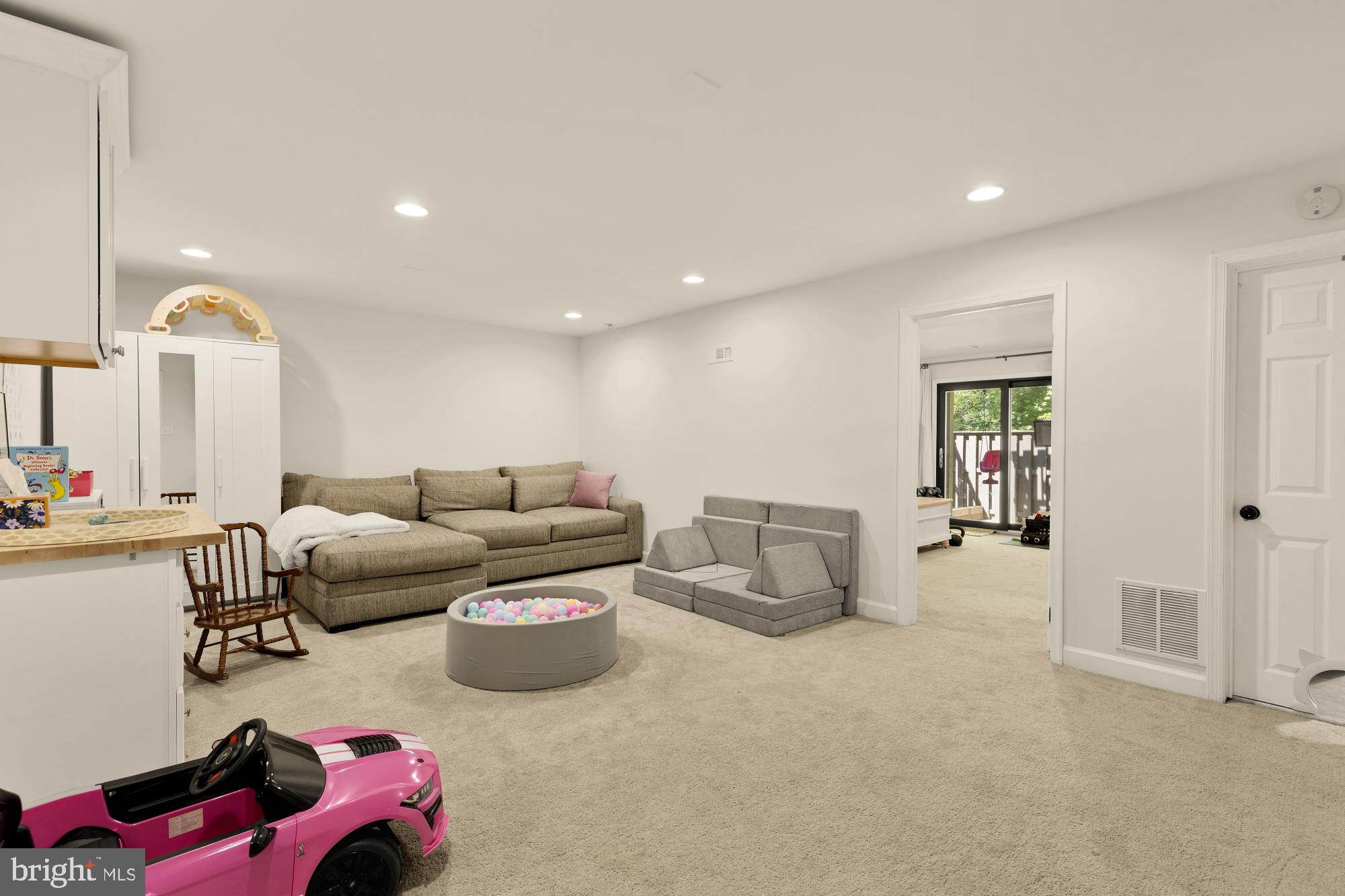 11170 Forest Edge Drive Reston, VA 20190 - Photo 24 of 35 Basement living above grade