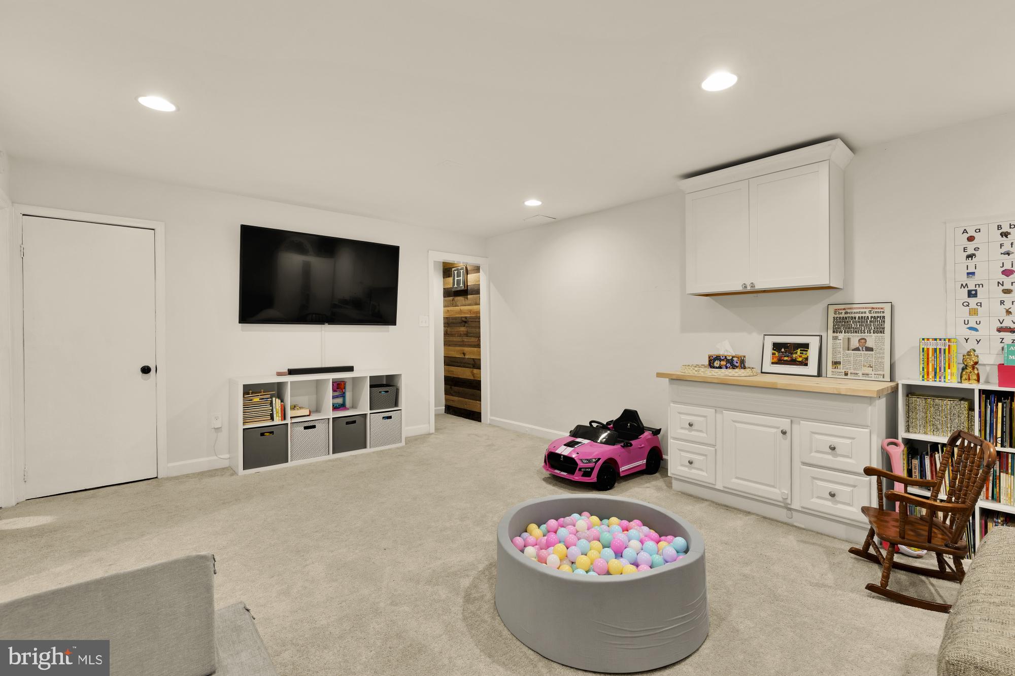 11170 Forest Edge Drive Reston, VA 20190 - Photo 25 of 35