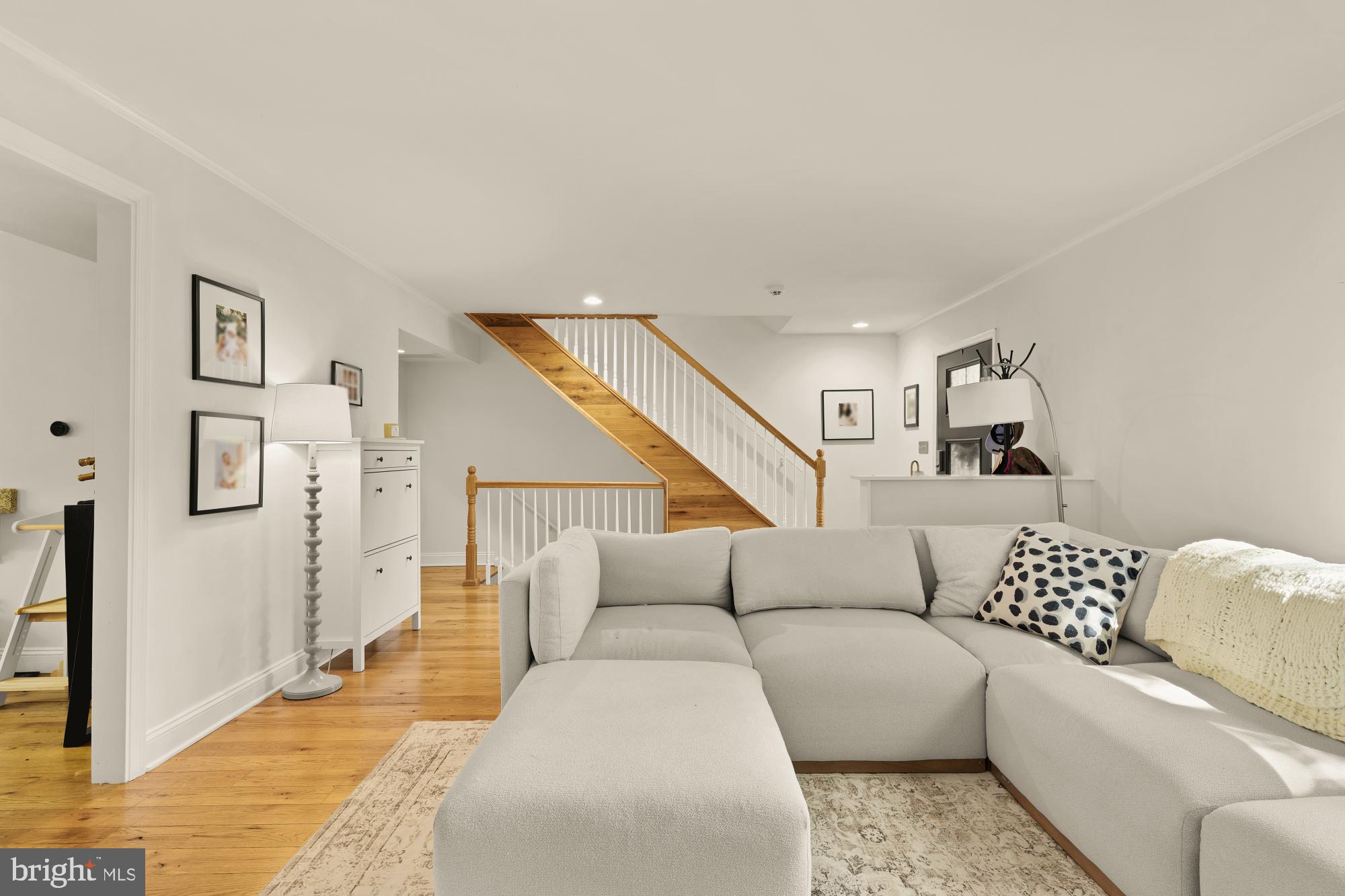 11170 Forest Edge Drive Reston, VA 20190 - Photo 5 of 35