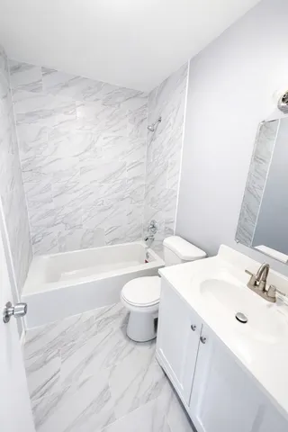 $210,000 | 35330 North Nielsen Drive, Round Lake Beach, IL 60073