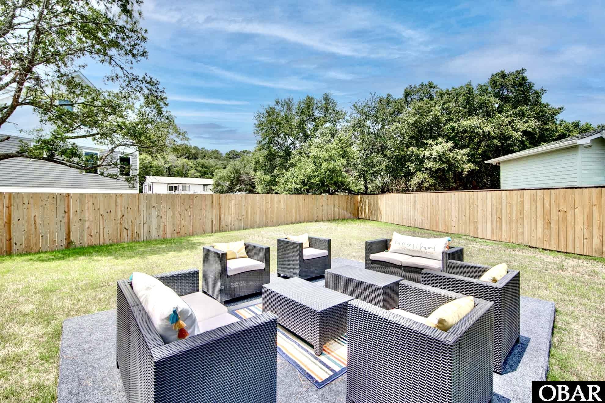 912 Console Lane Kill Devil Hills, NC 27948 - Photo 40 of 49 Sun Patio