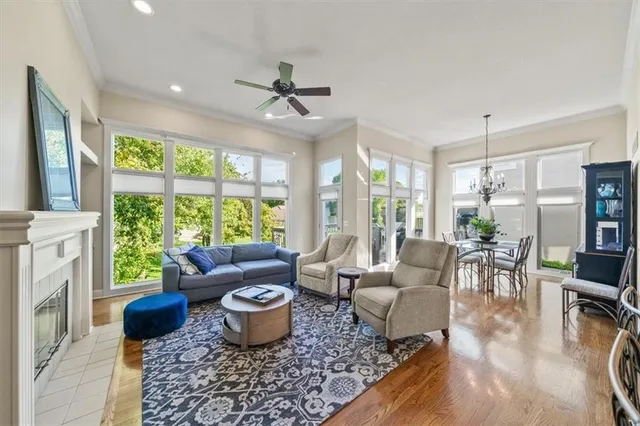 $785,000 | 708 Northeast Lake Point Drive, Lee's Summit, MO 64064