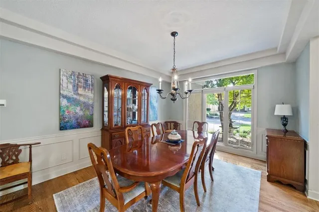 $785,000 | 708 Northeast Lake Point Drive, Lee's Summit, MO 64064