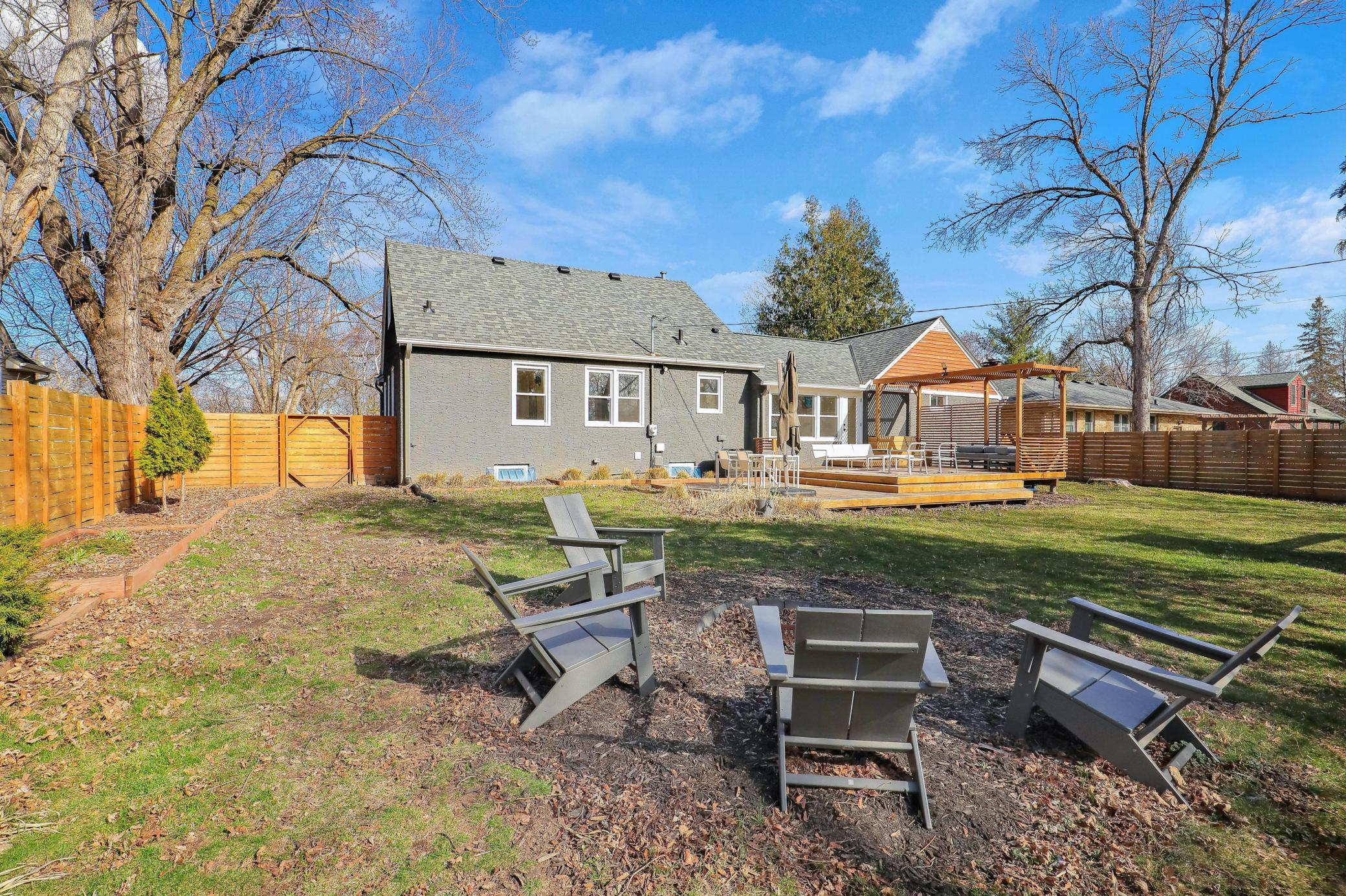 2183 Midlothian Road Roseville, MN 55113 - Photo 30 of 45