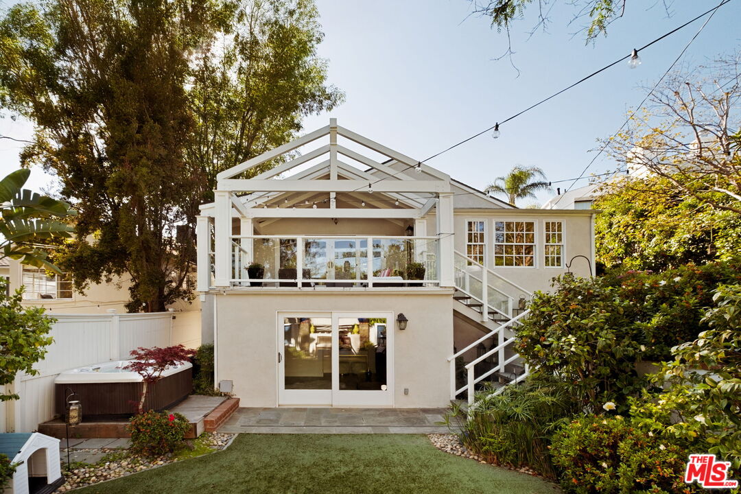 438 North Bonhill Road Los Angeles, CA 90049 - Photo 26 of 30 Gallery Image 26