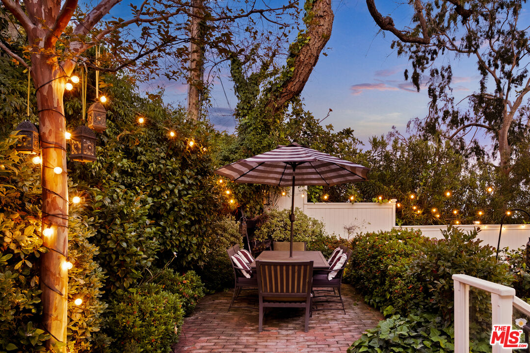 438 North Bonhill Road Los Angeles, CA 90049 - Photo 29 of 30 Gallery Image 29