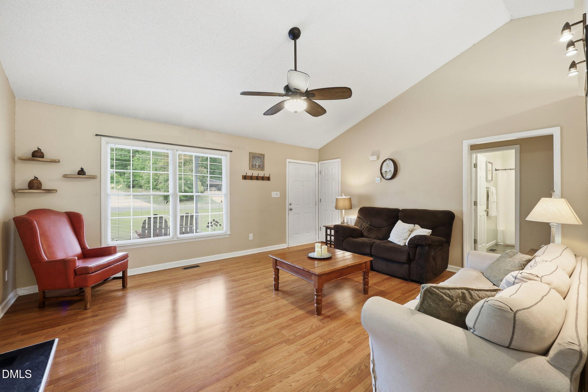 409 Brown Circle Rolesville, NC 27571 - Photo 5 of 30 LR2