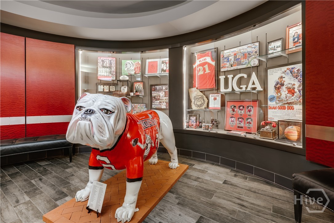 250 West Broad Street, Unit 207 Athens, GA 30601 - Photo 25 of 34